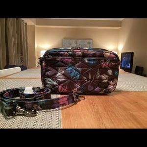 Lug Roundabout 2 Convertible Wallet Crossbody in Bloom Black.